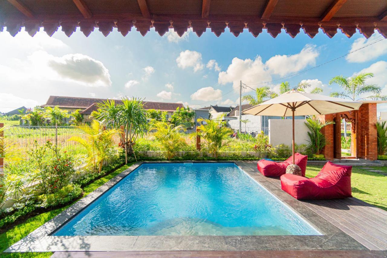 Rara Villa Canggu Buitenkant foto